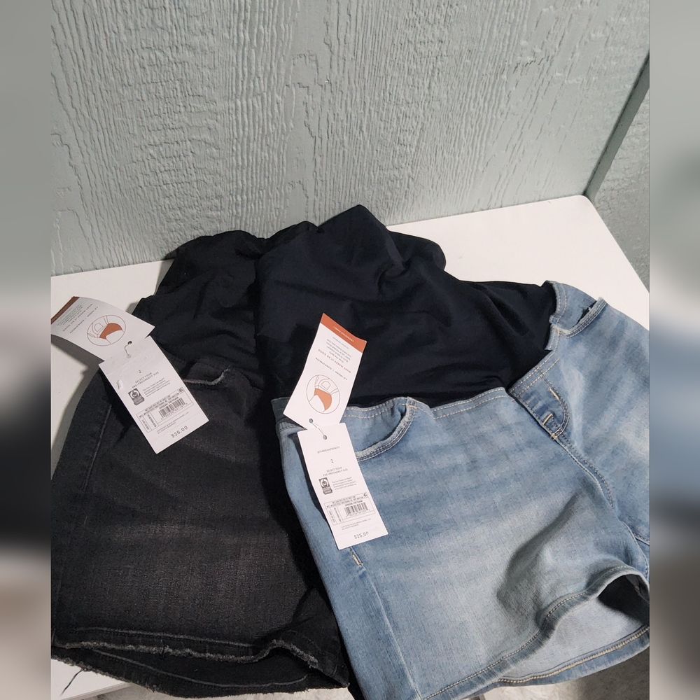 ISABEL MATERNITY Jean Shorts Size 2.‎ Bundle Blue & Black